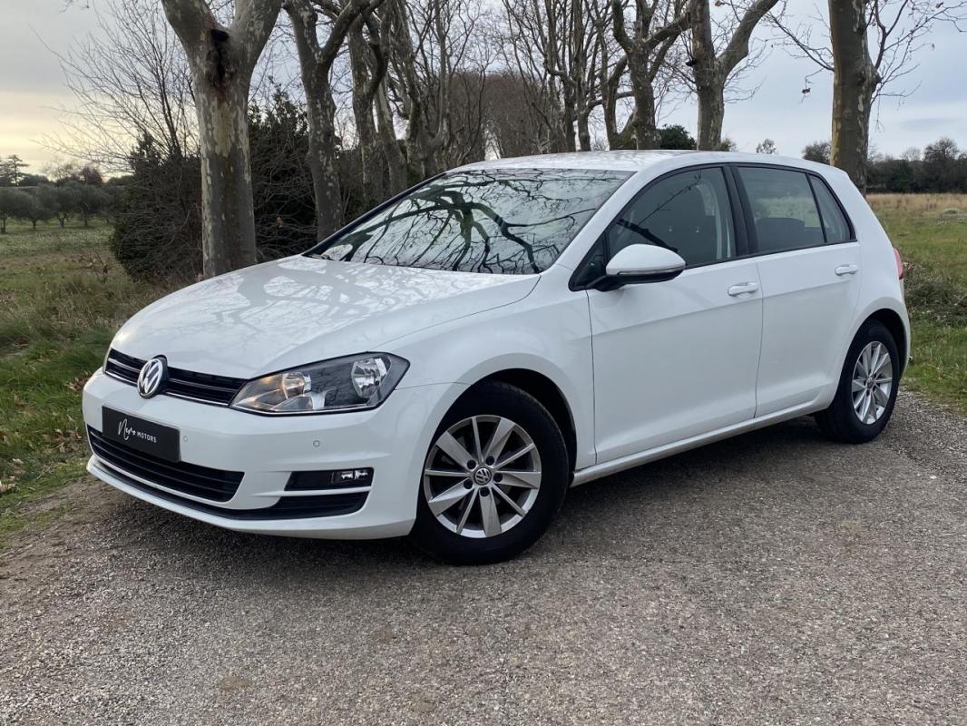 Volkswagen Golf - VII 1.2 16V TSI 110 BlueMotion Trendline ETHANOL