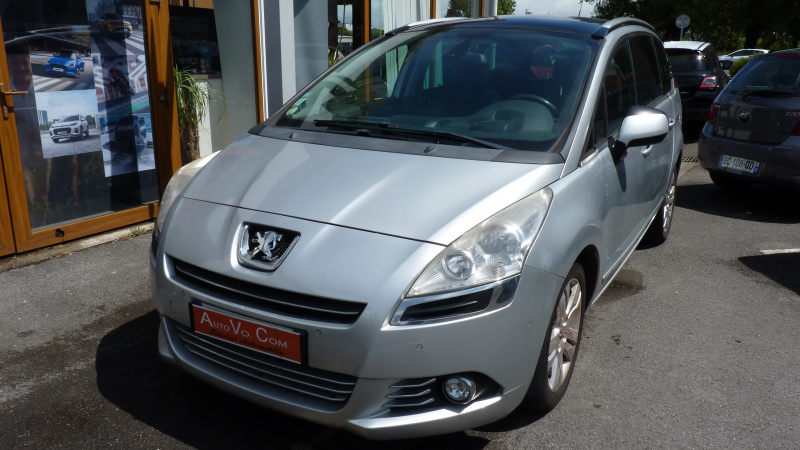 Peugeot 5008 1.6 HDi115 FAP ALLURE