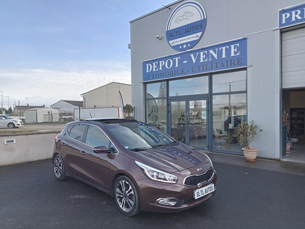 KIA CEE'D - 1.6 CRDI 128 CH BVA TOIT OUVRANT GARANTIE / REPRISE POSSIBLE (2013)