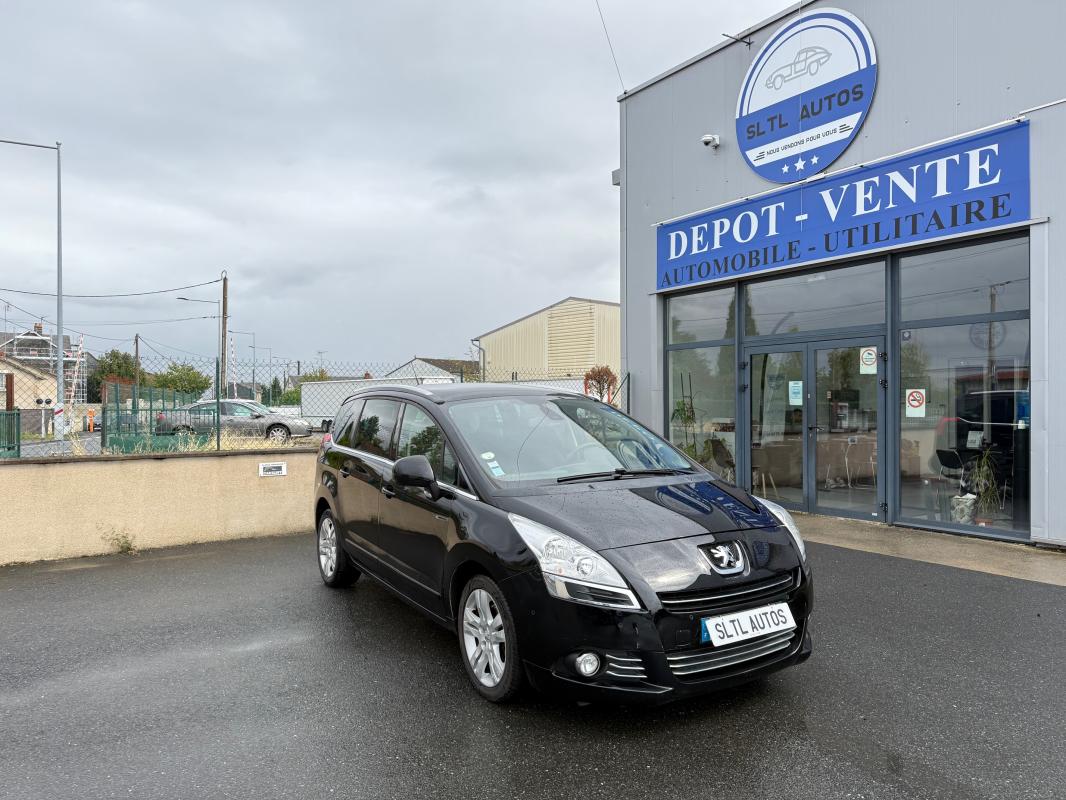 PEUGEOT 5008 - 2.0 HDI 150 CH 7 PLACES FELINE GARANTIE 6 MOIS / REPRISE POSSIBLE (2013)