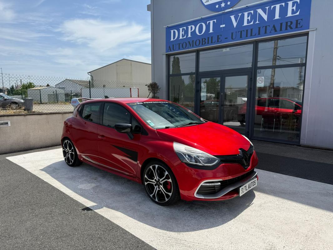RENAULT CLIO - 4 1.6 RS TROPHY 220CH EDC6 GARANTIE 6 MOIS / REPRISE POSSIBLE (2016)
