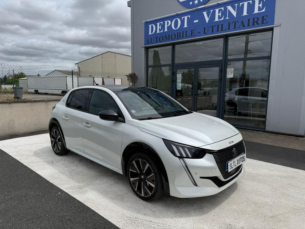 PEUGEOT 208 - 1.2 I 130CH GT LINE EAT8 GARANTIE 6 MOIS / REPRISE POSSIBLE (2023)