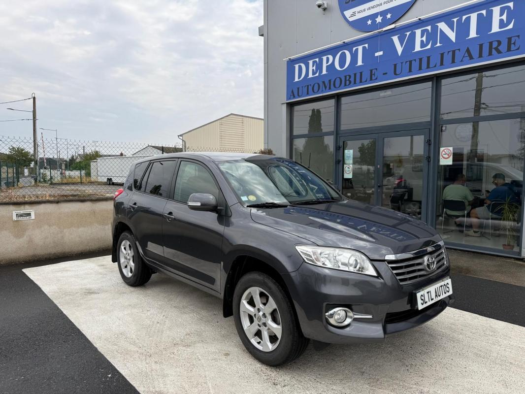 TOYOTA RAV4 - 2.2 D-4D LOUNGE 150CH GARANTIE 6 MOIS / REPRISE POSSIBLE (2011)