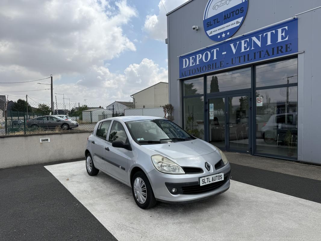 RENAULT CLIO - 3 1.2 75 CH DYNAMIQUE GARANTIE 12 MOIS / REPRISE POSSIBLE (2008)