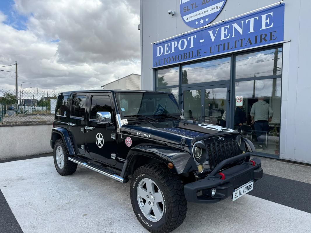 JEEP WRANGLER UNLIMITED - SAHARA 2.8 CRD 4X4 200CH GARANTIE 6 MOIS / REPRISE POSSIBLE (2013)