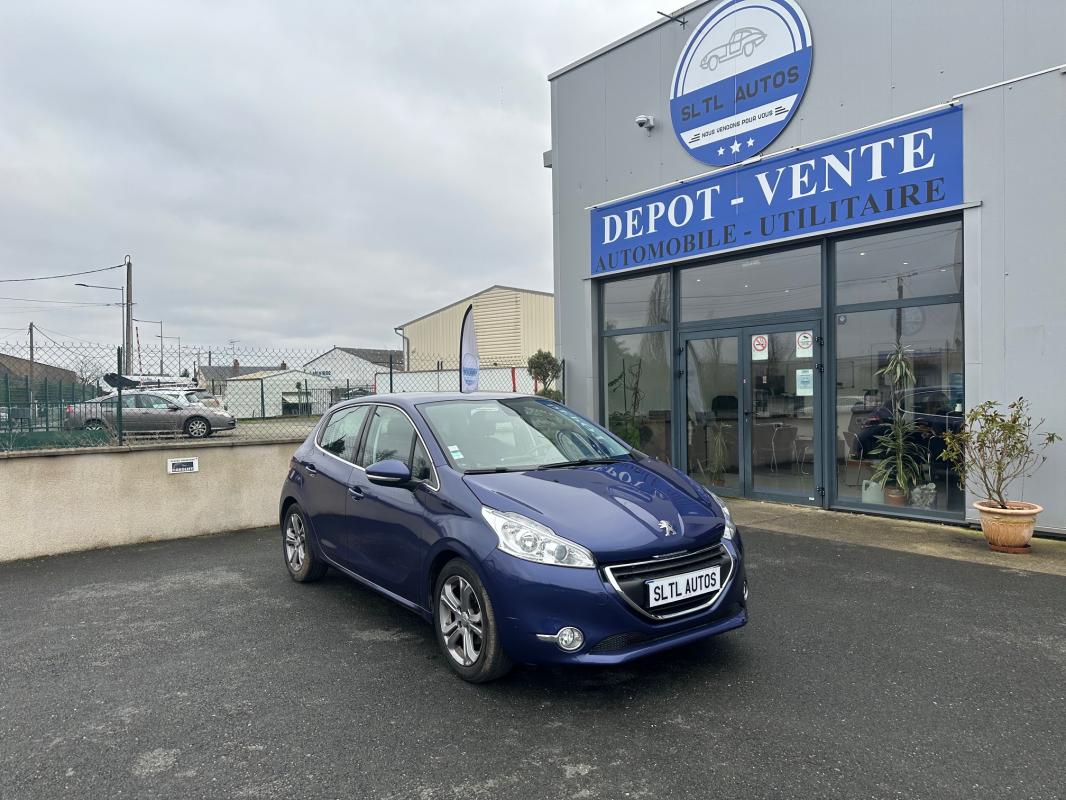Peugeot 208 - 1.6 VTI 120 CH BVA ALLURE GARANTIE / REPRISE POSSIBLE