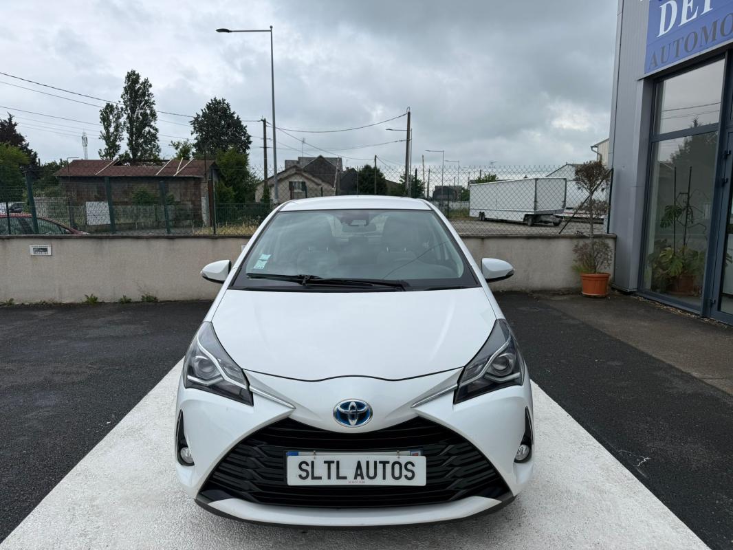 Toyota Yaris - 1.5 i BUSINESS HYBRID 100CH GARANTIR 6 MOIS/ REPRISE POSSIBLE
