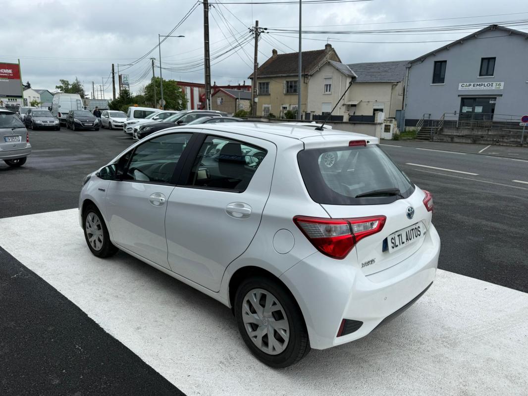 Toyota Yaris - 1.5 i BUSINESS HYBRID 100CH GARANTIR 6 MOIS/ REPRISE POSSIBLE