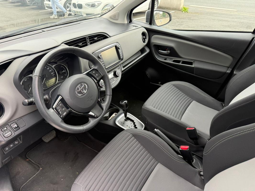 Toyota Yaris - 1.5 i BUSINESS HYBRID 100CH GARANTIR 6 MOIS/ REPRISE POSSIBLE