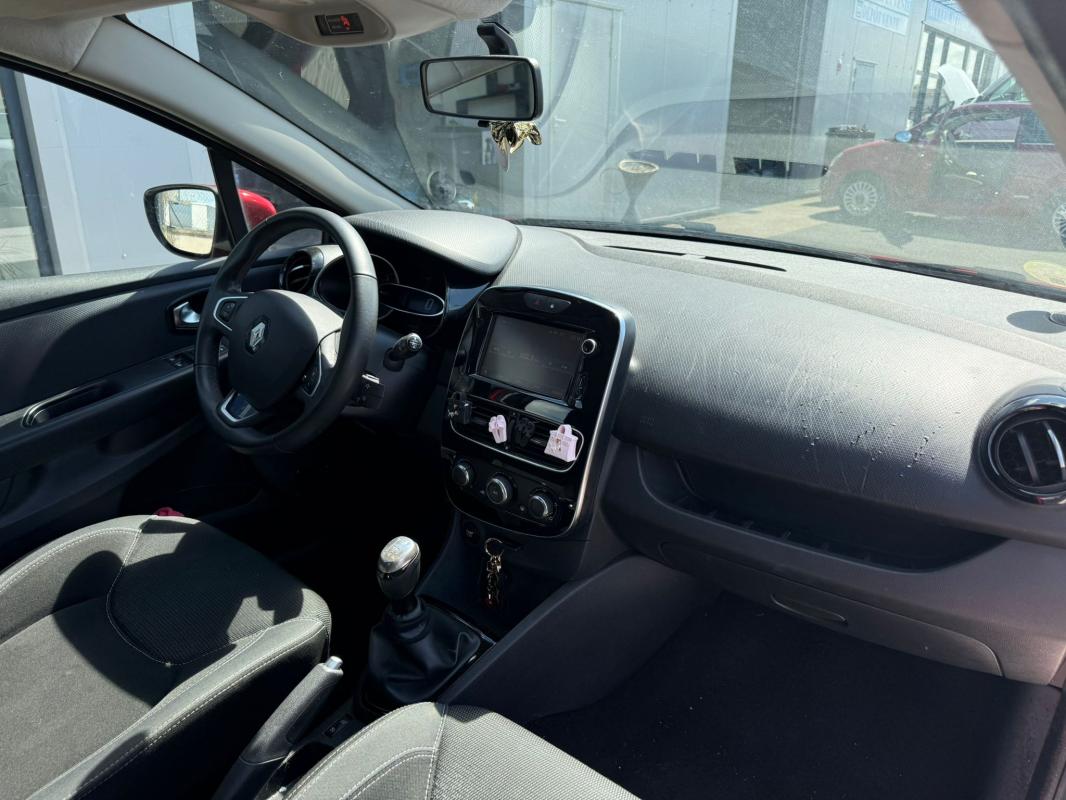 Renault Clio - 4 1.5 DCI 75CH GARANTIE 6 MOIS / REPRISE POSSIBLE