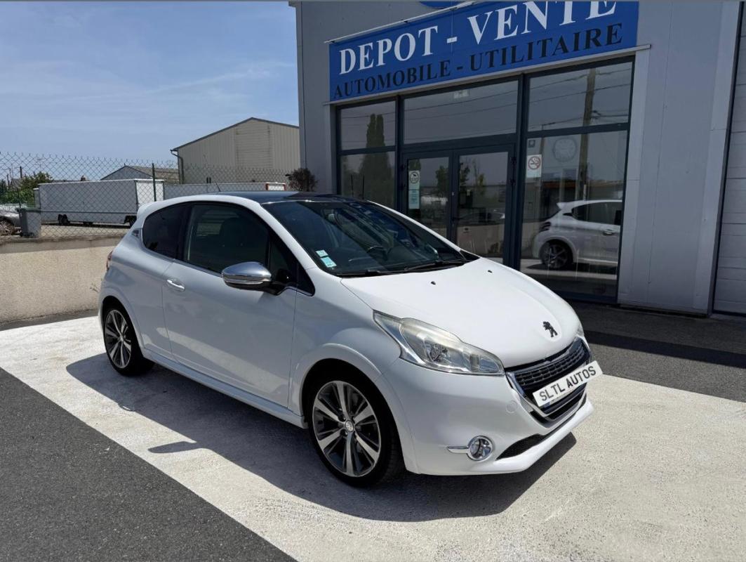 Peugeot 208 - 1.6 i XY 156CH GARANTIE 6 MOIS / REPRISE POSSIBLE