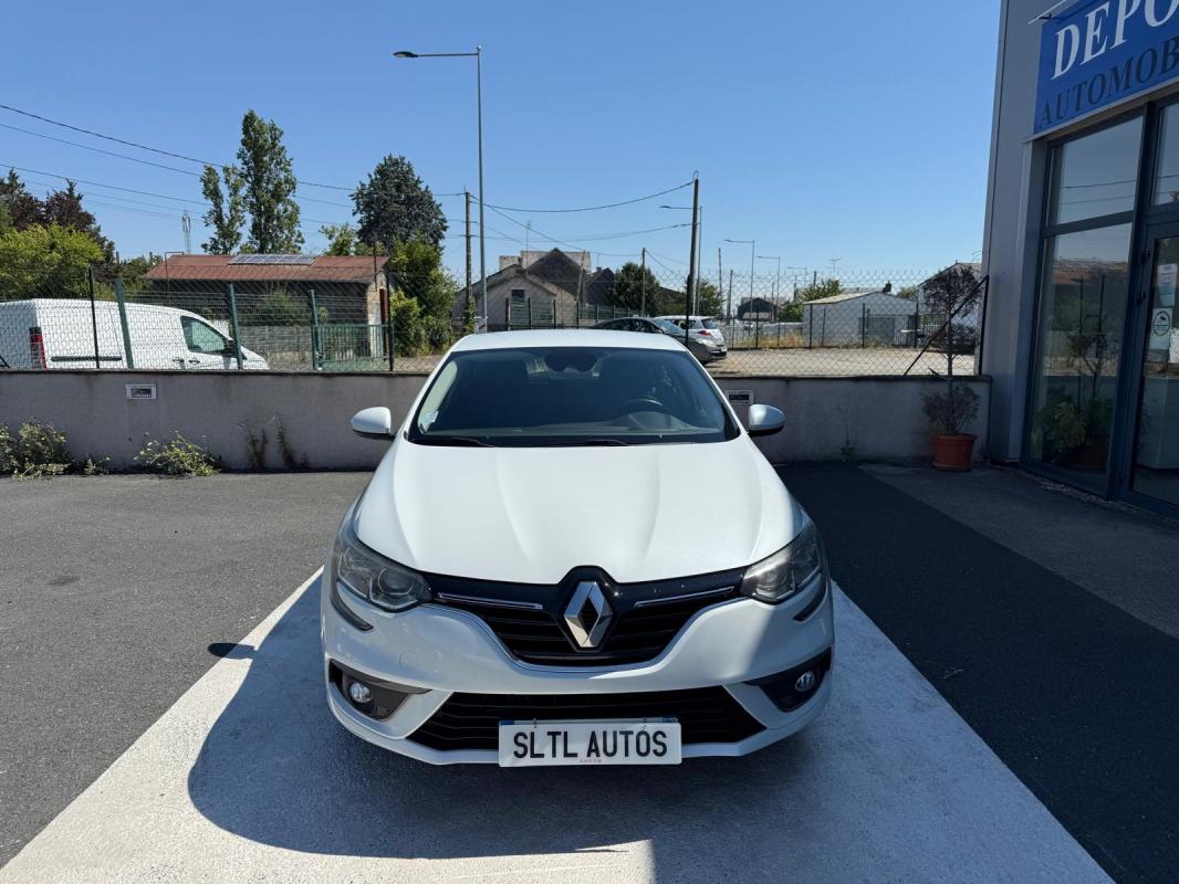 Renault Mégane - 4 1.6 DCI ZEN 130 CH GARANTIE 6 MOIS / REPRISE POSSIBLE