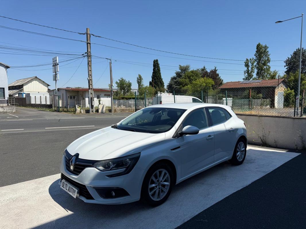 Renault Mégane - 4 1.6 DCI ZEN 130 CH GARANTIE 6 MOIS / REPRISE POSSIBLE