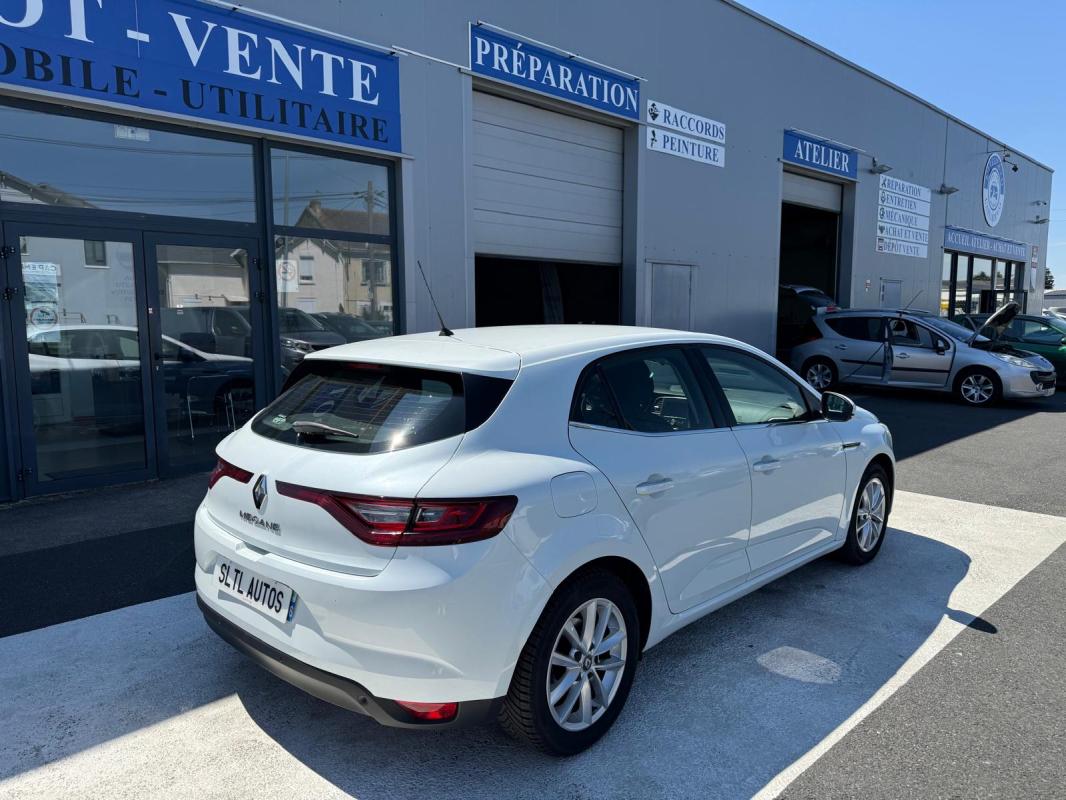 Renault Mégane - 4 1.6 DCI ZEN 130 CH GARANTIE 6 MOIS / REPRISE POSSIBLE