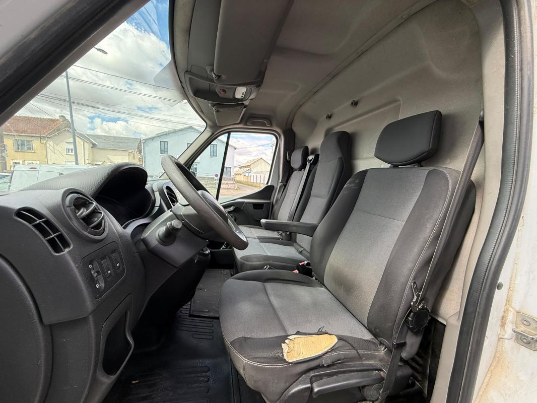 Renault Master - 2.3 DCI CONFORT 145 CH TVA RECUPERABLE GARANTIE 6 MOIS / REPRISE POSSIBLE