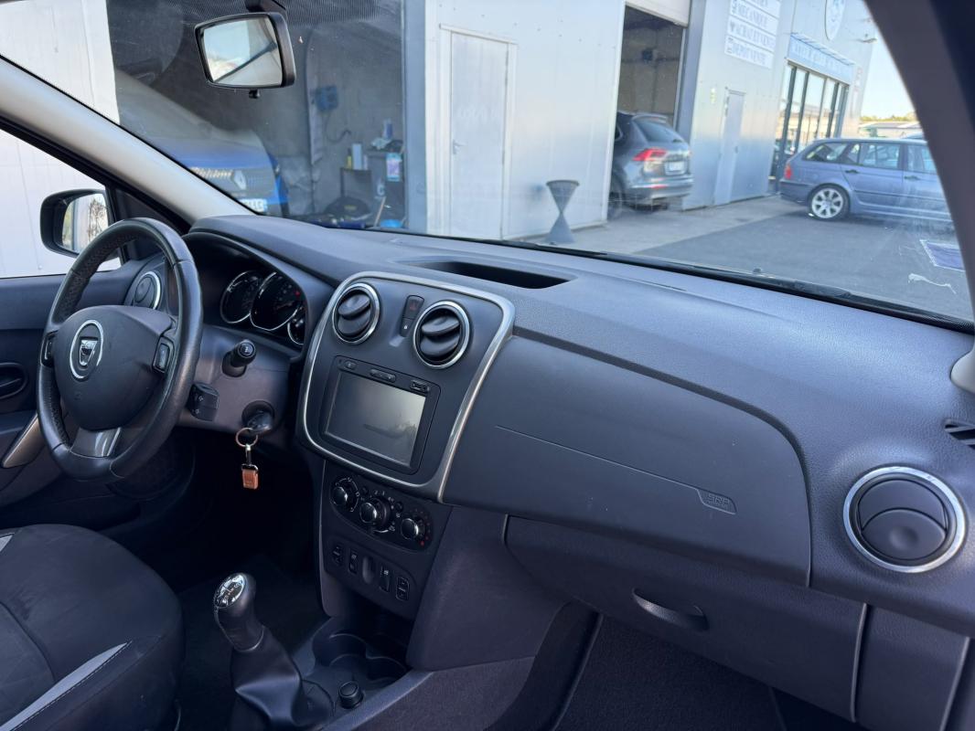 Dacia Sandero - 0.9 TCE 90CH PRESTIGE GARANTIE 6 MOIS / REPRISE POSSIBLE