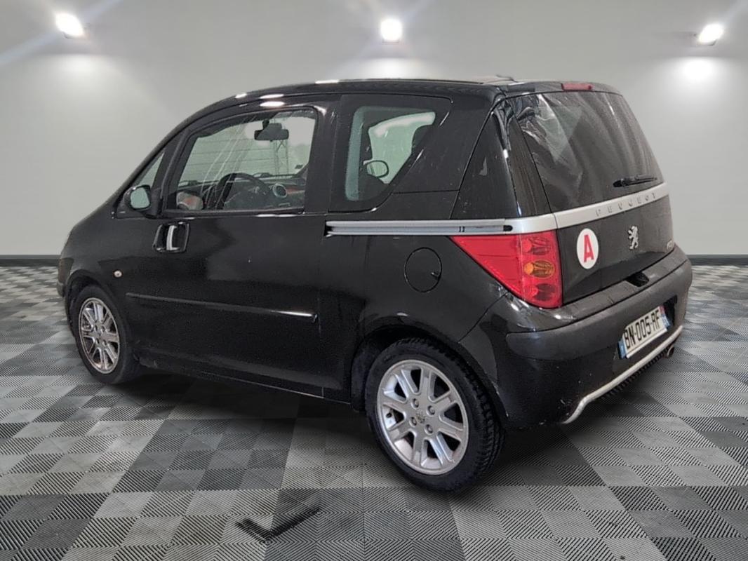 Peugeot 1007 1,4i 75CV E-TRONIC BOITE AUTO